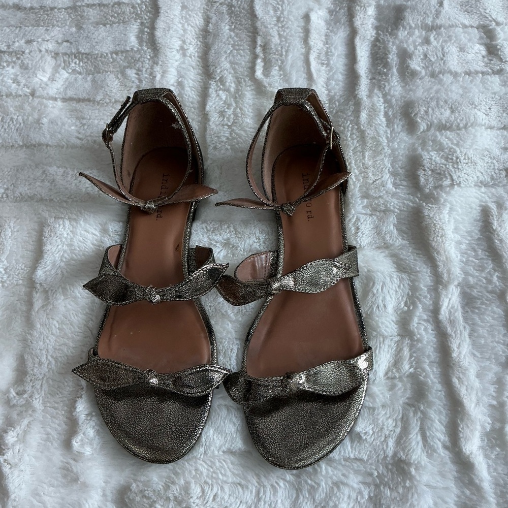 Indigo rd Shimmering Metallic  Bow Sandals